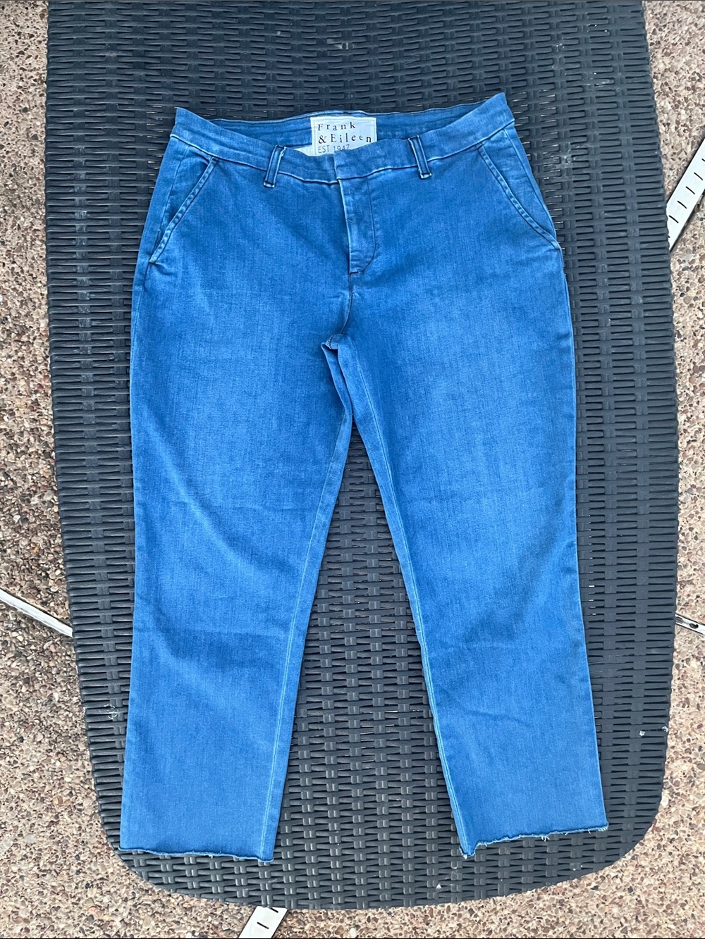 Frank & Eileen Medium Blue Cropped Straight Jeans